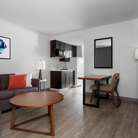 Delta Hotels by Marriott Burlington Eksteriør bilde