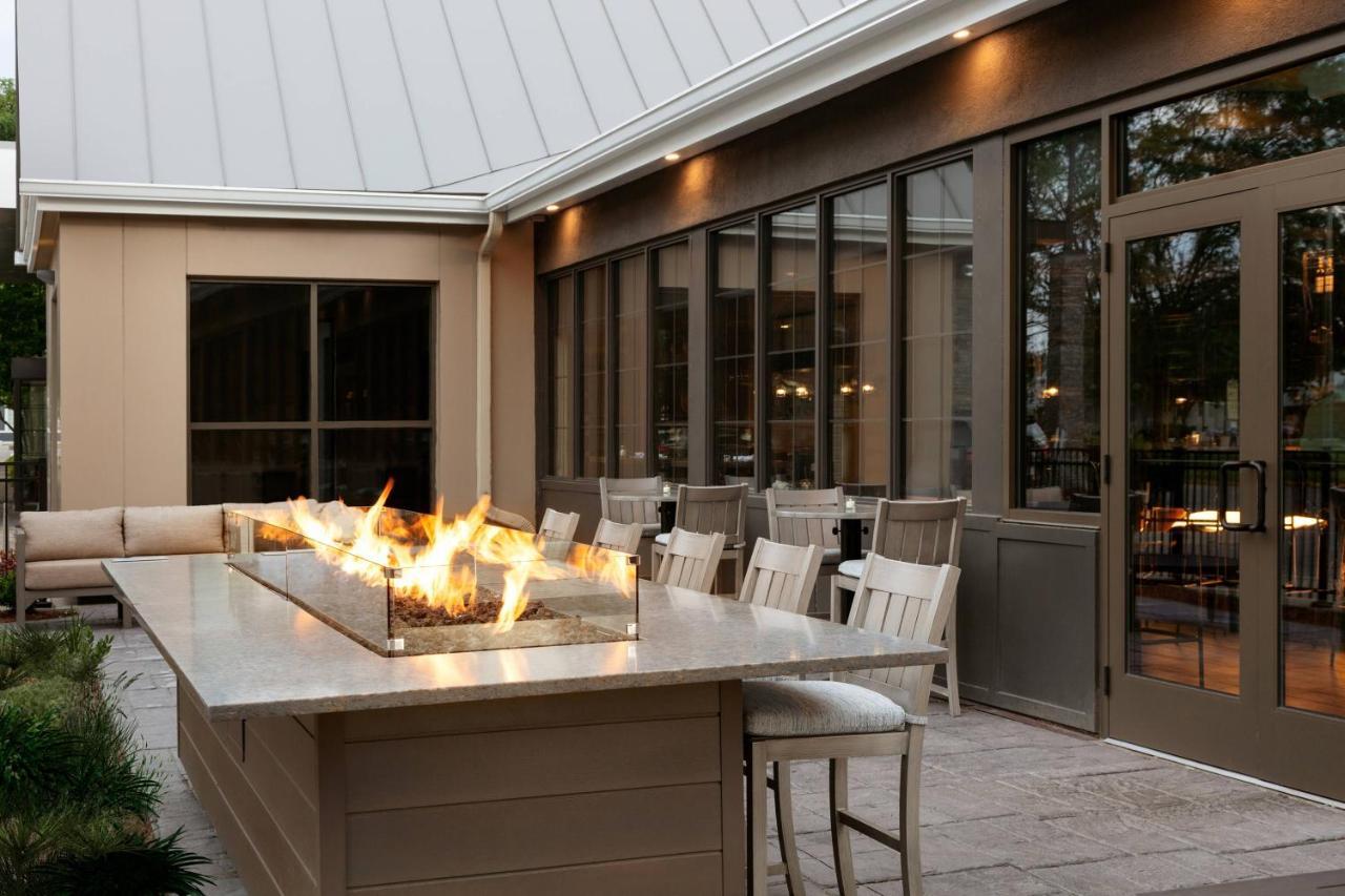 Delta Hotels by Marriott Burlington Eksteriør bilde