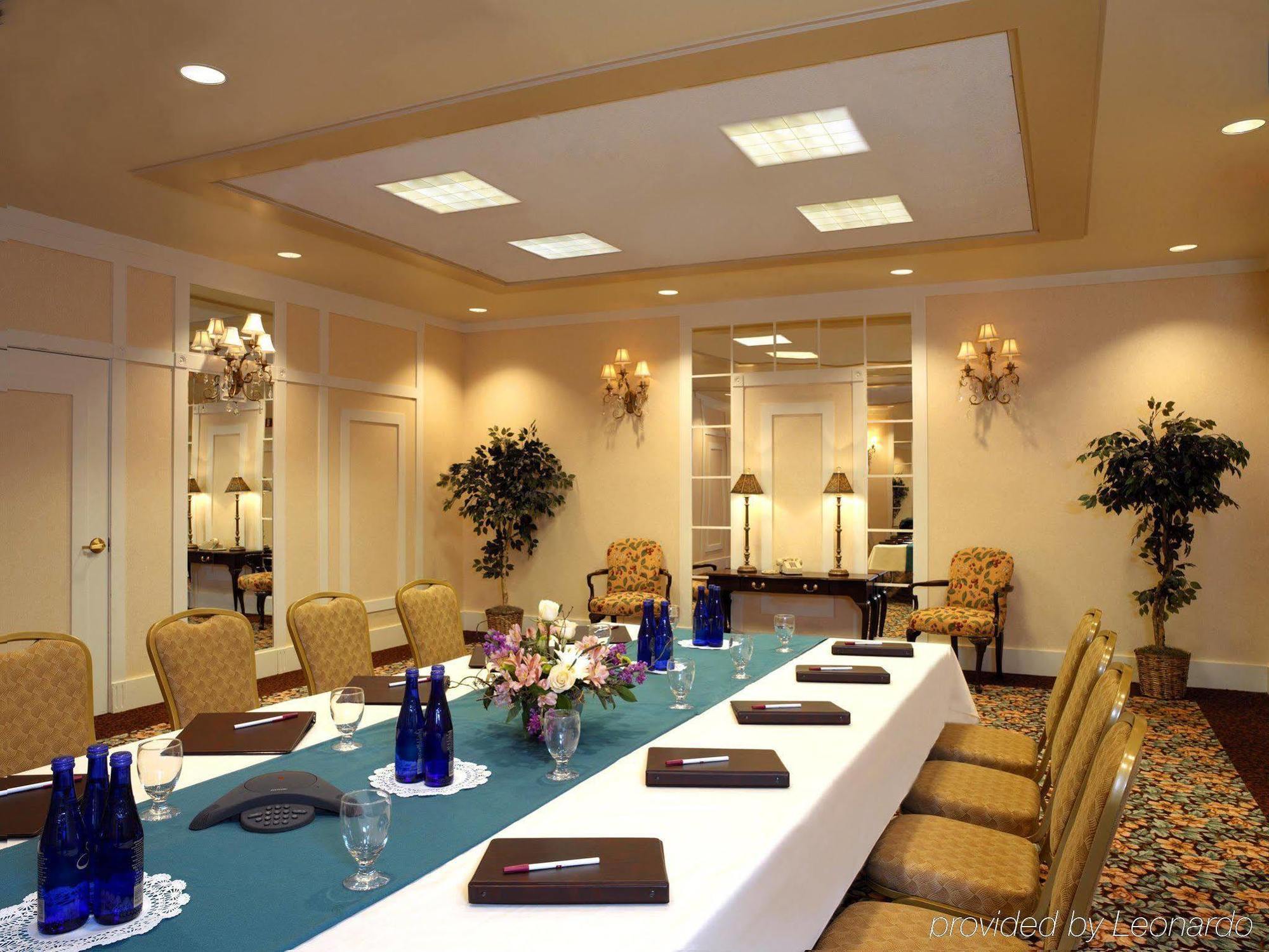 Delta Hotels by Marriott Burlington Fasiliteter bilde